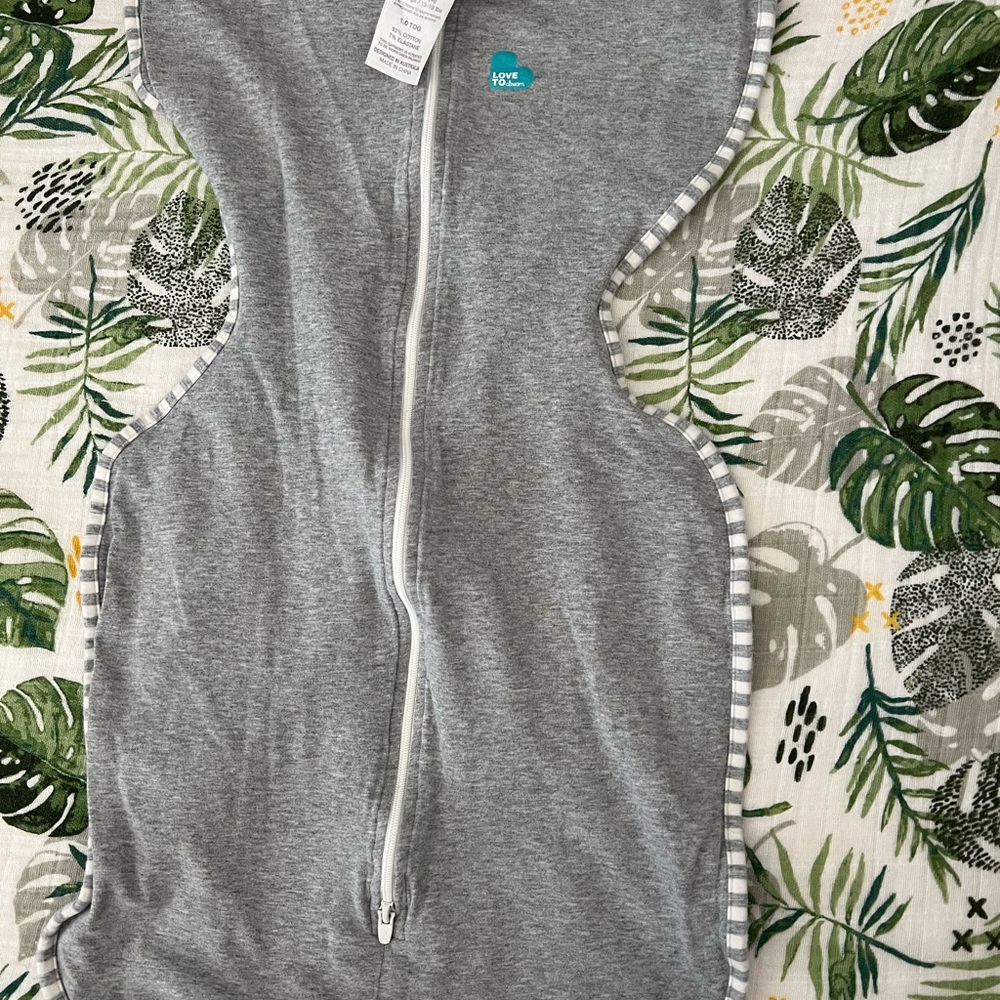 Grey love to dream swaddle size medium